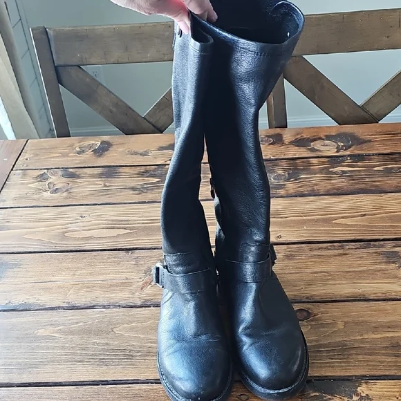 Olukai Nahuku Women's Black Leather Women's Boots - Picture 3 of 8